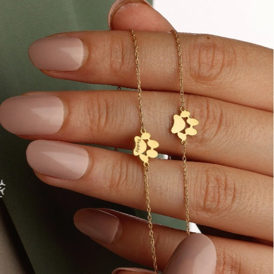 Engraved Pet Paw Bracelet – A Heartfelt Keepsake for Pet Lovers
